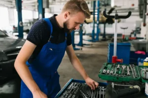 Kent İçi Raylı Sistem Araçları Mekanik Bakım Ve Onarımcısı Kursu