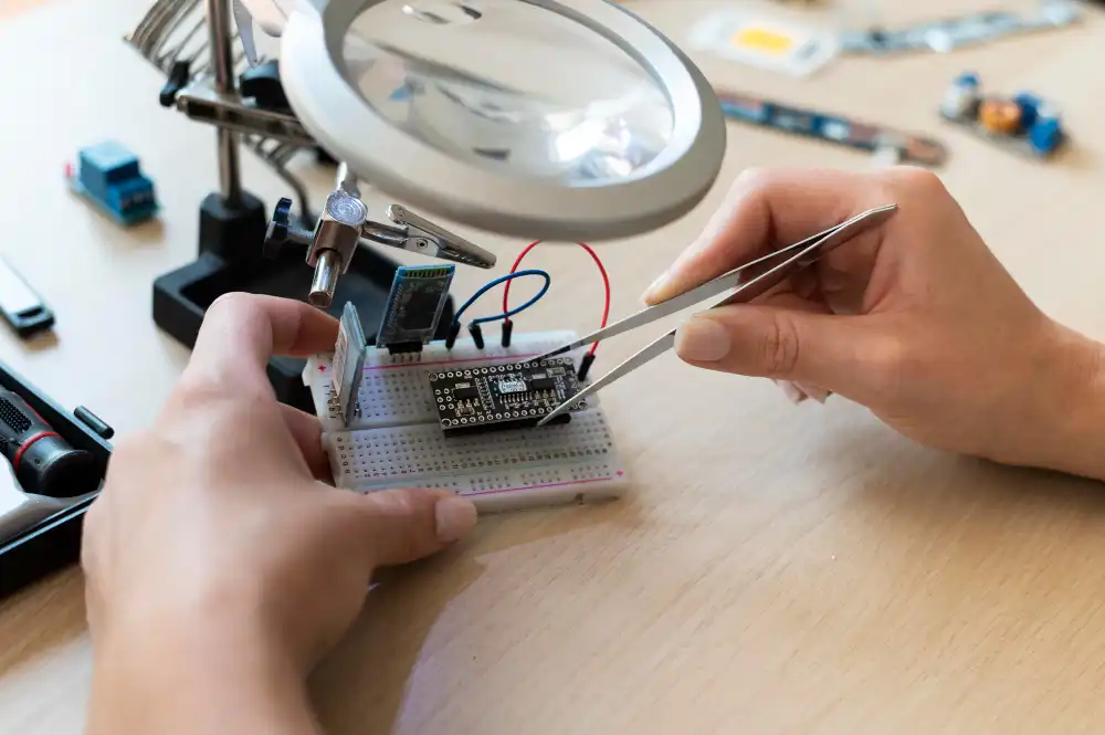 Elektronik Devre Tasarımı ve Simülasyonu Geliştirme