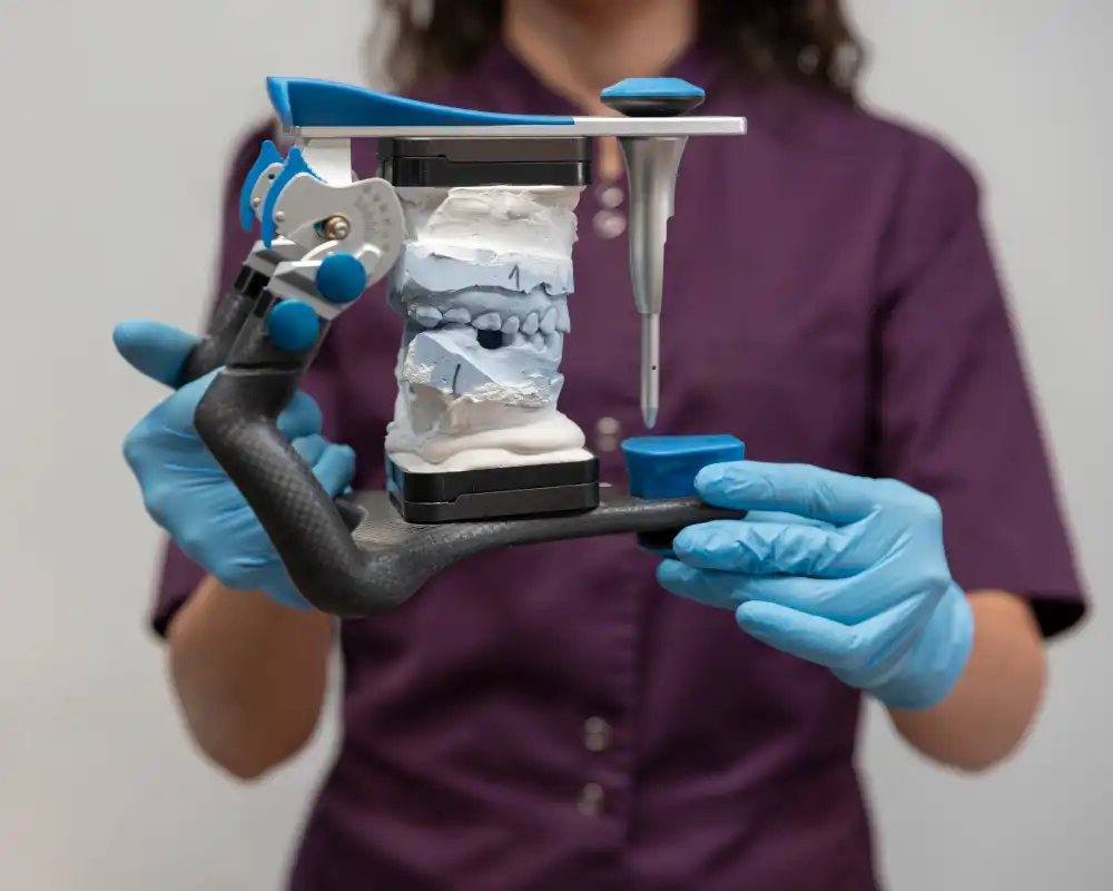 DİŞ PROTEZ YARDIMCI ELEMAN Kursu