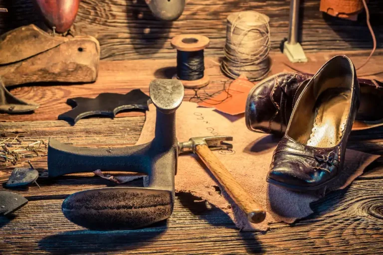 Ayakkabı ve Saraciye Tamircisi Kursu