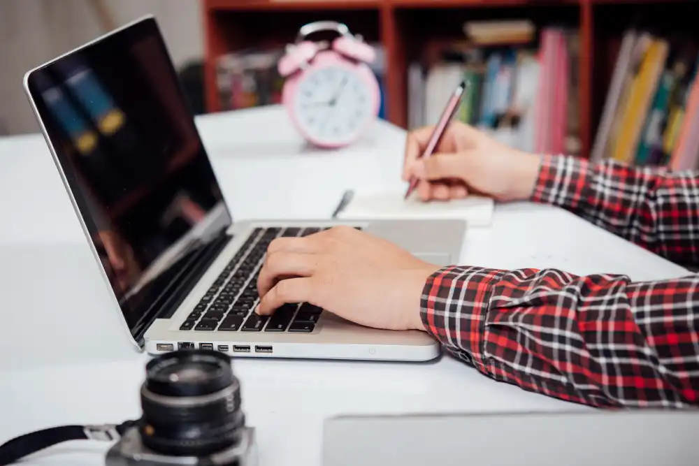 Bilgisayarda Hızlı Klâvye Kullanımı Kursu