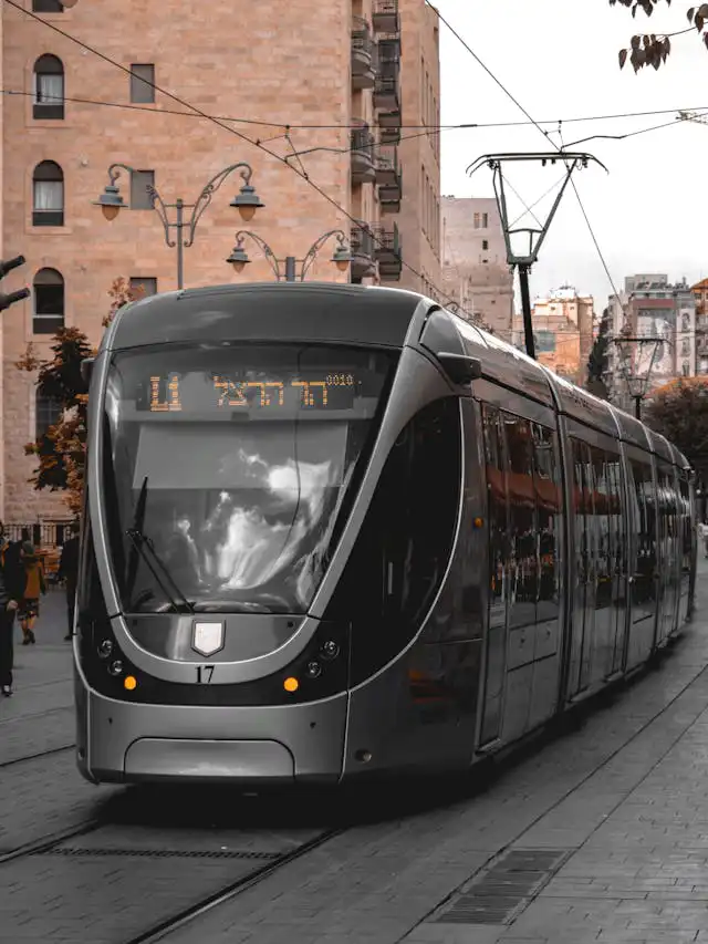 Kent İçi Raylı Sistem Araçları Elektrik-Elektronik Bakım Ve Onarımcısı Kursu