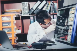 Büro Makineleri Teknik Servisi Kursu