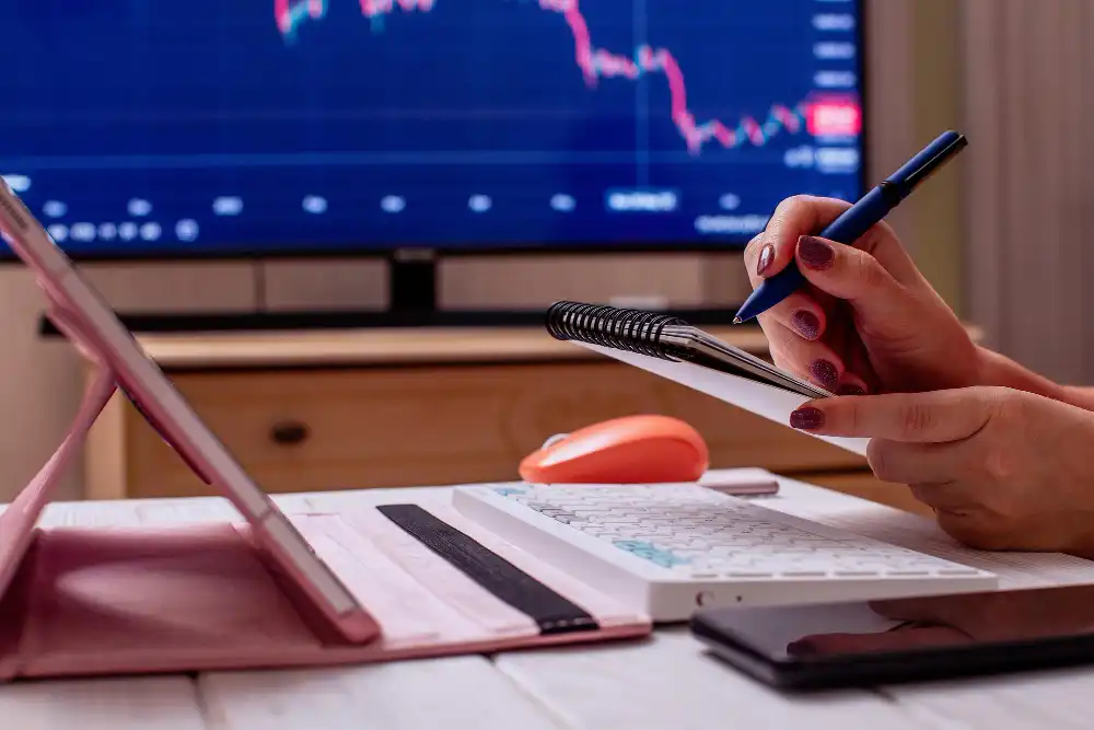 Finansal Yatırım İşlemleri Geliştirme