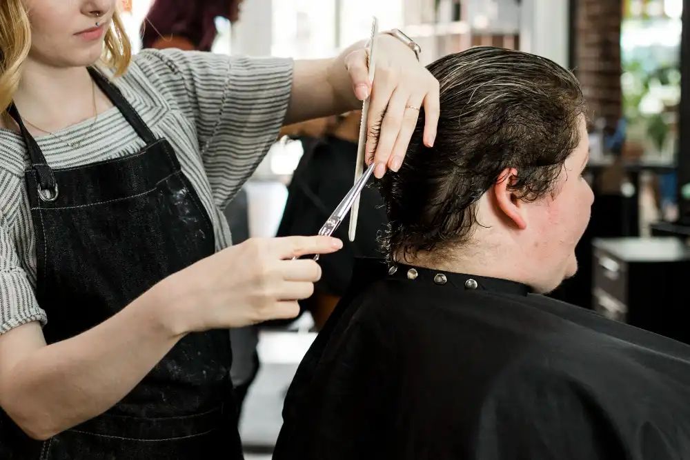 Saça Geçici Ve Kalıcı Şekil Verme