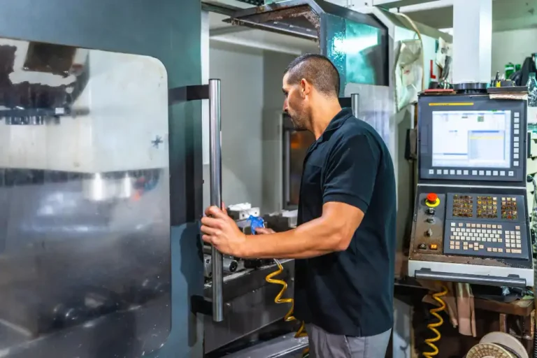 Cnc Kontrollü Sac Büküm Makinesi Kullanımı