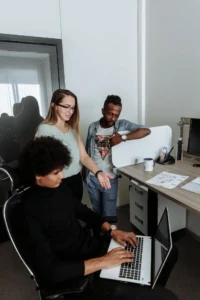 İş Hayatında İletişim Kursu