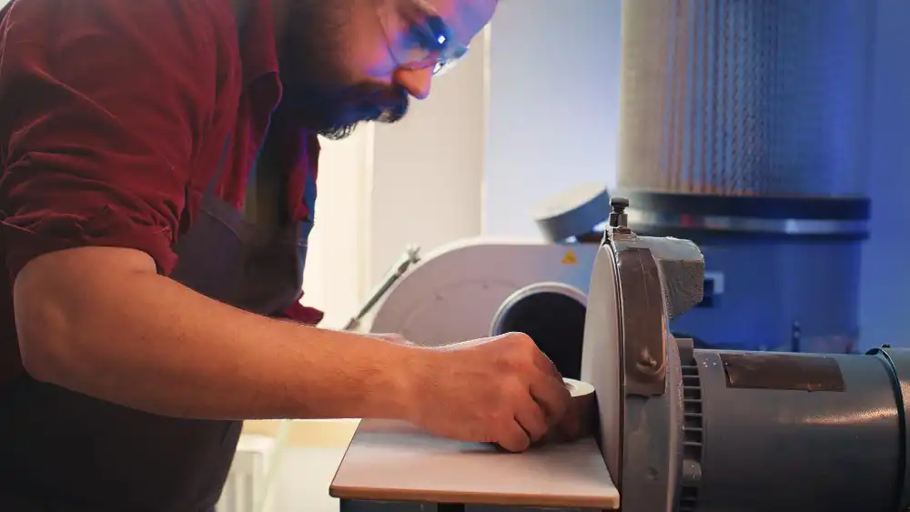  PE Malzemede Isıtılmış Elemanla Büyük Çap Plastik Kaynak Uygulaması